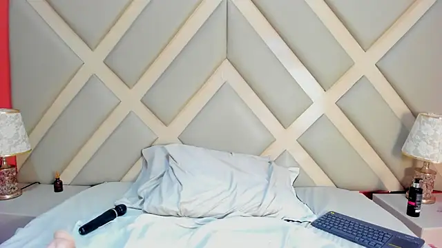 Snapshot of SSCARLETH_ chatting on December 12, 2024, 2:22 pm SSCARLETH  online show from December 12, 2024, 2:22 pm