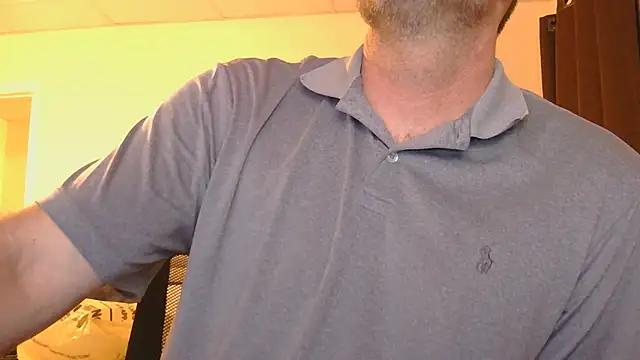 Snapshot of blakeypoo83 chatting on October 4, 2025, 6:11 am blakeypoo83 online show from October 4, 2025, 6:11 am