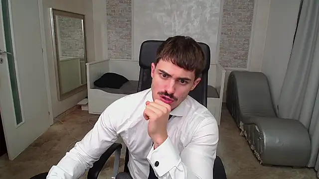 Snapshot of WilsonJules chatting on December 13, 2024, 8:26 pm WilsonJules online show from December 13, 2024, 8:26 pm