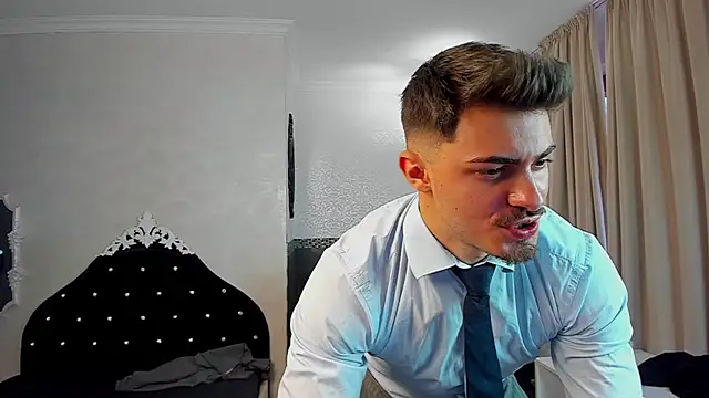 Snapshot of WilsonJules chatting on February 8, 2025, 2:38 pm WilsonJules online show from February 8, 2025, 2:38 pm