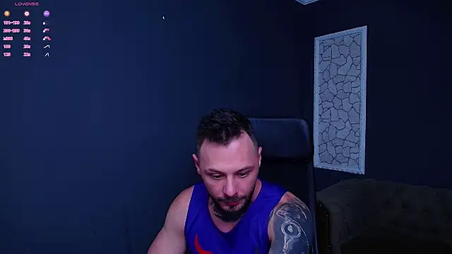 Snapshot of BrianHunts chatting on October 3, 2025, 5:04 am BrianHunts online show from October 3, 2025, 5:04 am