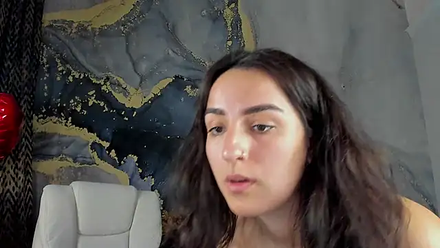Snapshot of Daphne_Moss chatting on February 20, 2025, 2:24 pm Daphne Moss online show from February 20, 2025, 2:24 pm