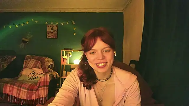 Snapshot of ClancyMorissey chatting on March 8, 2025, 12:00 am ClancyMorissey online show from March 8, 2025, 12:00 am