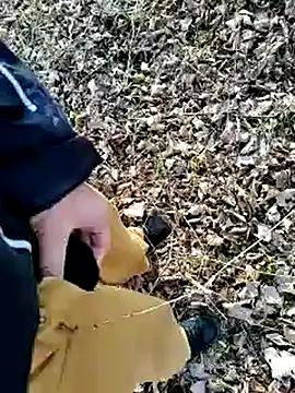 Snapshot of Boring_one chatting on February 19, 2025, 2:23 pm Boring one online show from February 19, 2025, 2:23 pm