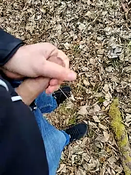 Snapshot of Boring_one chatting on February 26, 2025, 2:36 pm Boring one online show from February 26, 2025, 2:36 pm