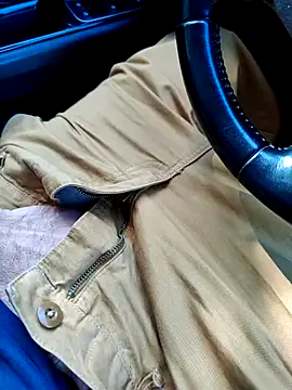 Snapshot of Boring_one chatting on September 26, 2025, 9:35 am Boring one online show from September 26, 2025, 9:35 am