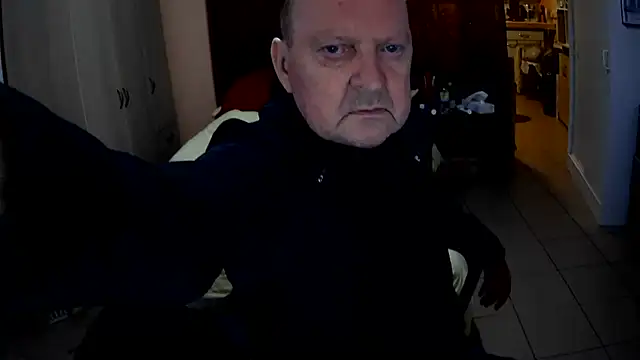 Snapshot of passifsoumis1963 chatting on November 9, 2025, 7:01 pm passifsoumis1963 online show from November 9, 2025, 7:01 pm