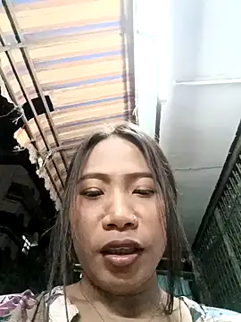 Snapshot of KinkyKit_May chatting on February 7, 2025, 3:52 pm KinkyKit May online show from February 7, 2025, 3:52 pm