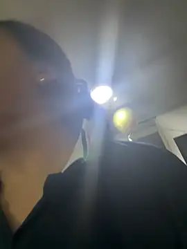 Snapshot of Hannahoff chatting on February 15, 2025, 1:21 am Hannahoff online show from February 15, 2025, 1:21 am