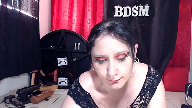 Snapshot of MonetKitty chatting on January 21, 2025, 10:41 pm MonetKitty online show from January 21, 2025, 10:41 pm