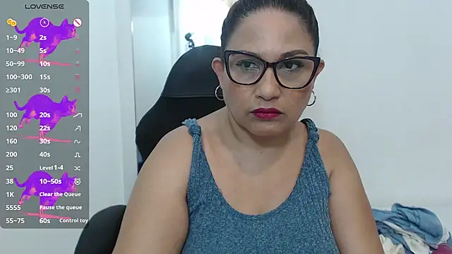 Snapshot of Katha_Marck chatting on October 24, 2025, 10:17 pm Katha Marck online show from October 24, 2025, 10:17 pm