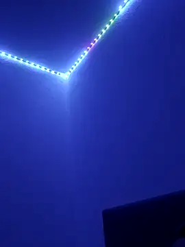 Zoni111 online show from October 3, 2025, 12:24 pm