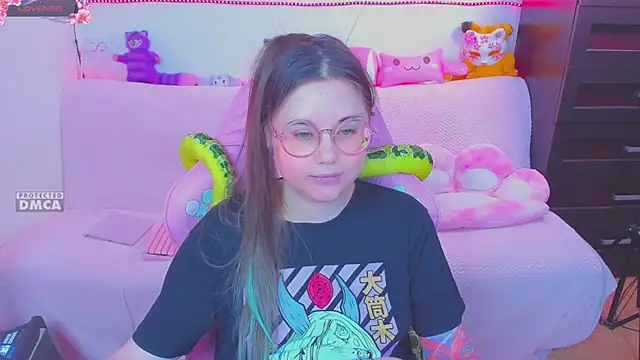 Snapshot of Lolisuccub chatting on February 5, 2025, 6:15 pm Lolisuccub online show from February 5, 2025, 6:15 pm