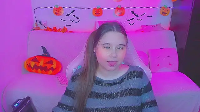 Snapshot of Lolisuccub chatting on October 14, 2025, 6:31 pm Lolisuccub online show from October 14, 2025, 6:31 pm