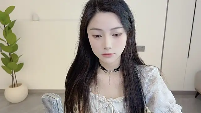 Snapshot of HaagenDazs_ chatting on March 13, 2025, 1:10 am HaagenDazs  online show from March 13, 2025, 1:10 am