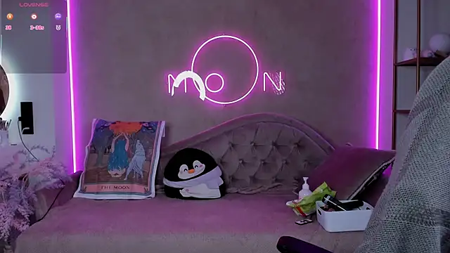 Snapshot of lika_lil chatting on October 4, 2025, 7:17 am lika lil online show from October 4, 2025, 7:17 am