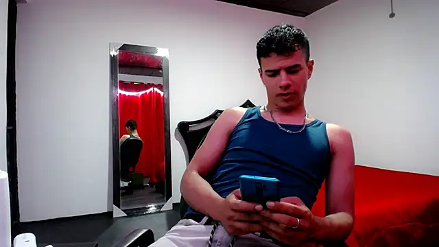 Snapshot of Deiby_casas chatting on January 17, 2025, 12:53 am Deiby casas online show from January 17, 2025, 12:53 am