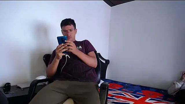 Snapshot of Deiby_casas chatting on September 10, 2025, 7:14 pm Deiby casas online show from September 10, 2025, 7:14 pm