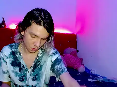 Snapshot of LAICK_01 chatting on December 2, 2024, 12:07 pm LAICK 01 online show from December 2, 2024, 12:07 pm