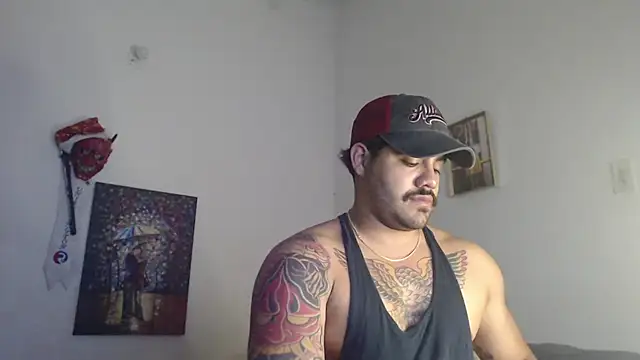 Snapshot of _Coddygold_ chatting on December 22, 2024, 11:20 pm  Coddygold  online show from December 22, 2024, 11:20 pm