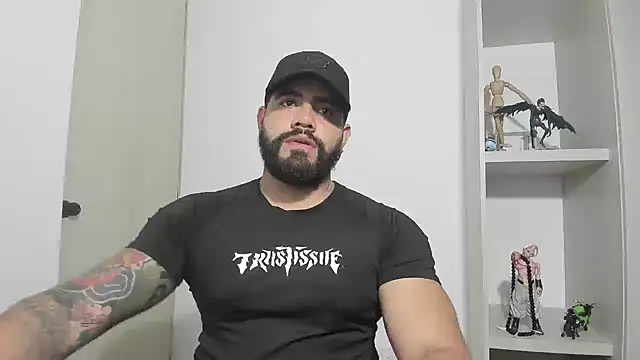 Snapshot of _Coddygold_ chatting on September 24, 2025, 11:30 pm  Coddygold  online show from September 24, 2025, 11:30 pm