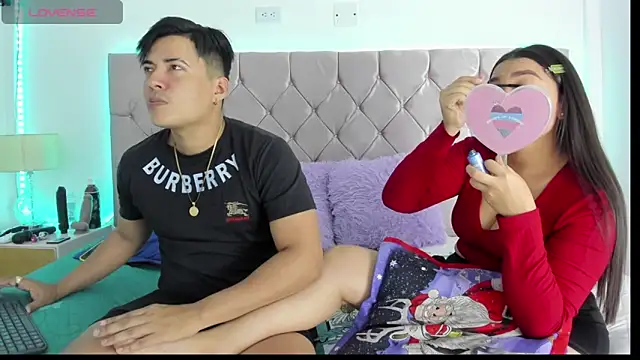 Snapshot of Harry_And_Girls chatting on March 10, 2025, 4:28 am Harry And Girls online show from March 10, 2025, 4:28 am