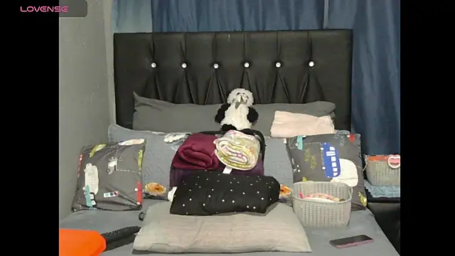 Snapshot of caramelbooty69 chatting on October 31, 2025, 5:47 pm caramelbooty69 online show from October 31, 2025, 5:47 pm