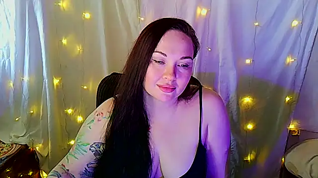 Victoria Marks online show from October 7, 2025, 12:35 pm