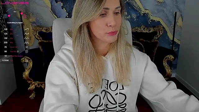 Snapshot of CassandraGood chatting on December 11, 2024, 8:50 pm CassandraGood online show from December 11, 2024, 8:50 pm