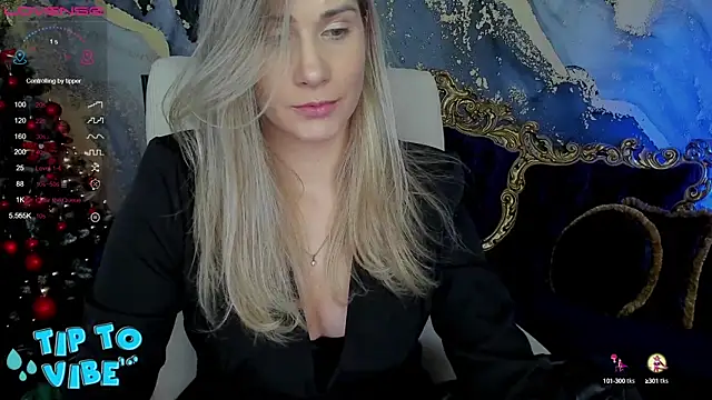 Snapshot of CassandraGood chatting on December 22, 2024, 12:50 am CassandraGood online show from December 22, 2024, 12:50 am