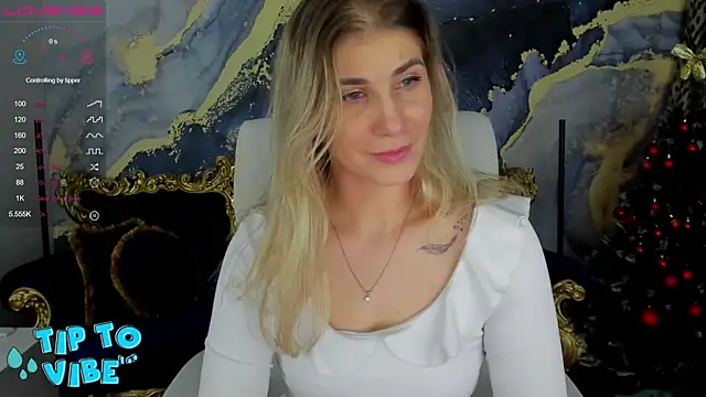 Snapshot of CassandraGood chatting on January 2, 2025, 12:35 pm CassandraGood online show from January 2, 2025, 12:35 pm