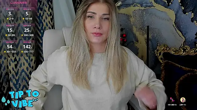 Snapshot of CassandraGood chatting on January 17, 2025, 11:51 pm CassandraGood online show from January 17, 2025, 11:51 pm