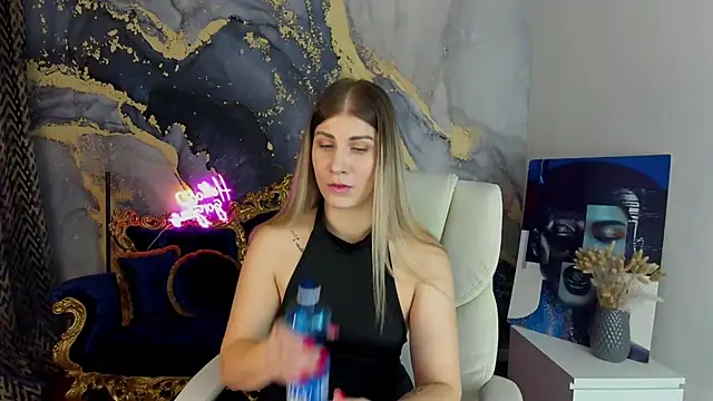 Snapshot of CassandraGood chatting on March 16, 2025, 9:49 am CassandraGood online show from March 16, 2025, 9:49 am