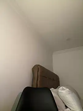 Snapshot of IamSashaLuv chatting on December 15, 2024, 5:45 am IamSashaLuv online show from December 15, 2024, 5:45 am