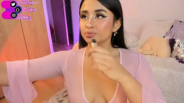 Snapshot of Queen_liana chatting on January 21, 2025, 8:52 am Queen liana online show from January 21, 2025, 8:52 am