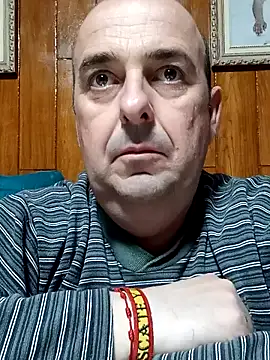 Snapshot of Hot-pico76 chatting on February 1, 2025, 11:06 pm Hot-pico76 online show from February 1, 2025, 11:06 pm