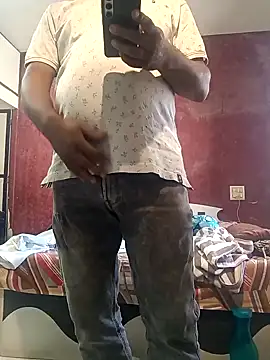 Snapshot of hornydick4you chatting on December 17, 2024, 6:56 am hornydick4you online show from December 17, 2024, 6:56 am