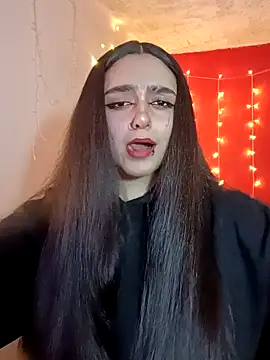 IvonneT online show from January 25, 2025, 11:43 pm
