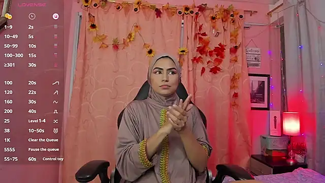 Snapshot of DarshaKhemu chatting on March 13, 2025, 9:16 pm DarshaKhemu online show from March 13, 2025, 9:16 pm