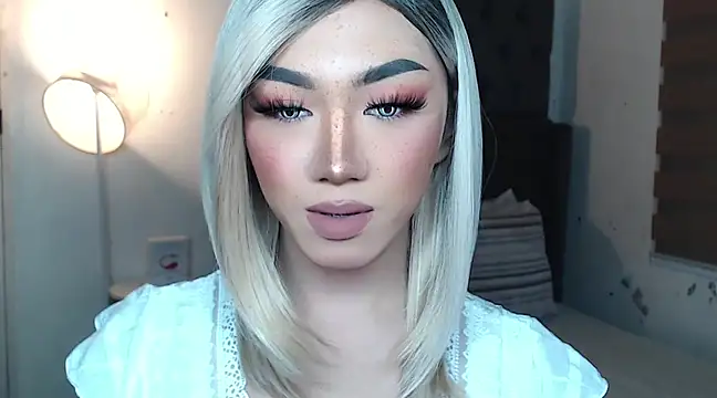 Snapshot of Local_Hoelyx chatting on March 23, 2025, 7:31 am Local Hoelyx online show from March 23, 2025, 7:31 am