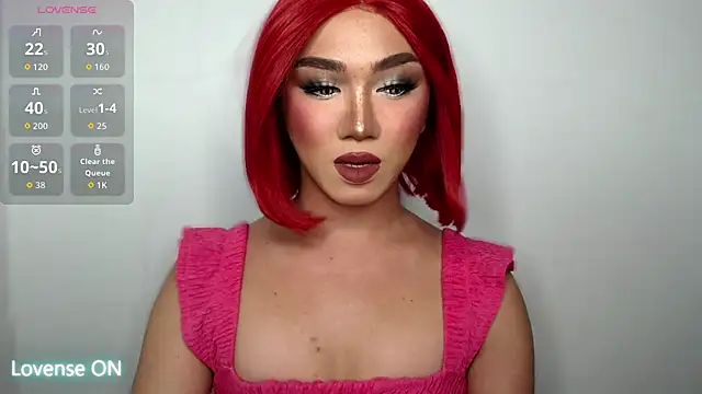 Snapshot of Local_Hoelyx chatting on October 27, 2025, 8:02 pm Local Hoelyx online show from October 27, 2025, 8:02 pm