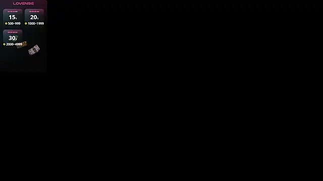 Snapshot of LeahJones_ chatting on March 11, 2025, 11:04 pm LeahJones  online show from March 11, 2025, 11:04 pm