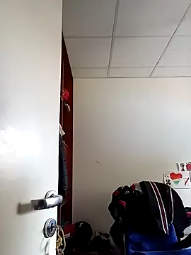 Snapshot of Luckyan10 chatting on November 8, 2025, 8:18 pm Luckyan10 online show from November 8, 2025, 8:18 pm