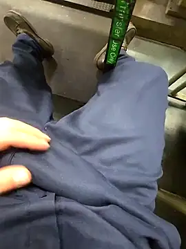 Snapshot of WhiteMeat069 chatting on December 19, 2024, 5:07 am WhiteMeat069 online show from December 19, 2024, 5:07 am