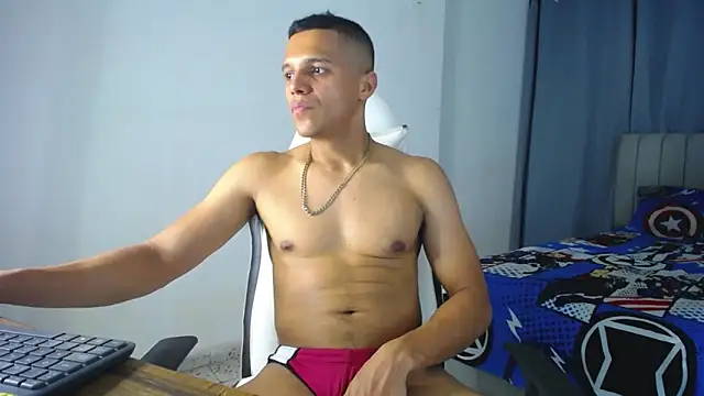 Snapshot of DavidAngell7 chatting on December 25, 2024, 12:27 am DavidAngell7 online show from December 25, 2024, 12:27 am