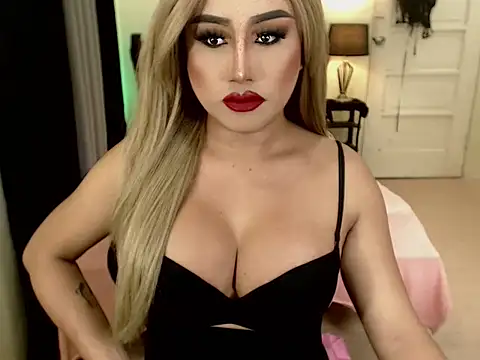 Snapshot of MISTRESS_OF_EVILCUMxx chatting on March 8, 2025, 8:33 am MISTRESS OF EVILCUMxx online show from March 8, 2025, 8:33 am