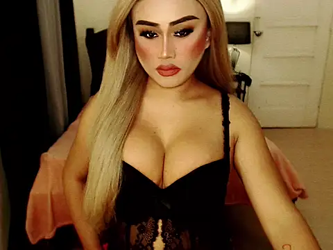 Snapshot of MISTRESS_OF_EVILCUMxx chatting on March 17, 2025, 7:48 pm MISTRESS OF EVILCUMxx online show from March 17, 2025, 7:48 pm