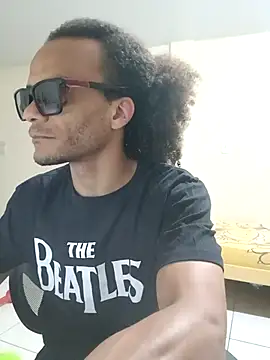 JamesQuaresma online show from March 10, 2025, 3:01 am