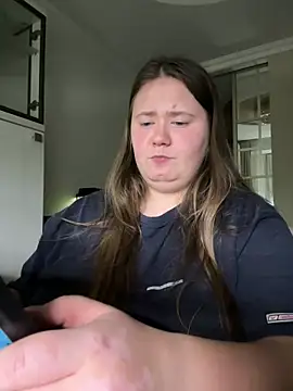 Snapshot of remirann_ chatting on January 9, 2025, 5:00 pm remirann  online show from January 9, 2025, 5:00 pm