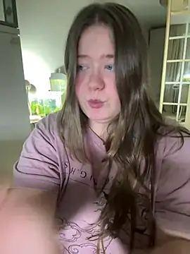 Snapshot of remirann_ chatting on January 27, 2025, 6:09 pm remirann  online show from January 27, 2025, 6:09 pm